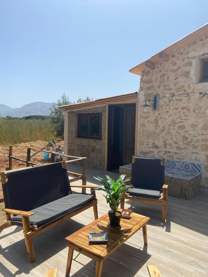 טראפטו Lovely Country House מראה חיצוני תמונה