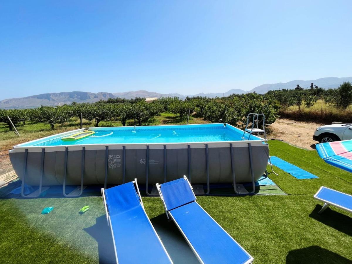 טראפטו Lovely Country House מראה חיצוני תמונה